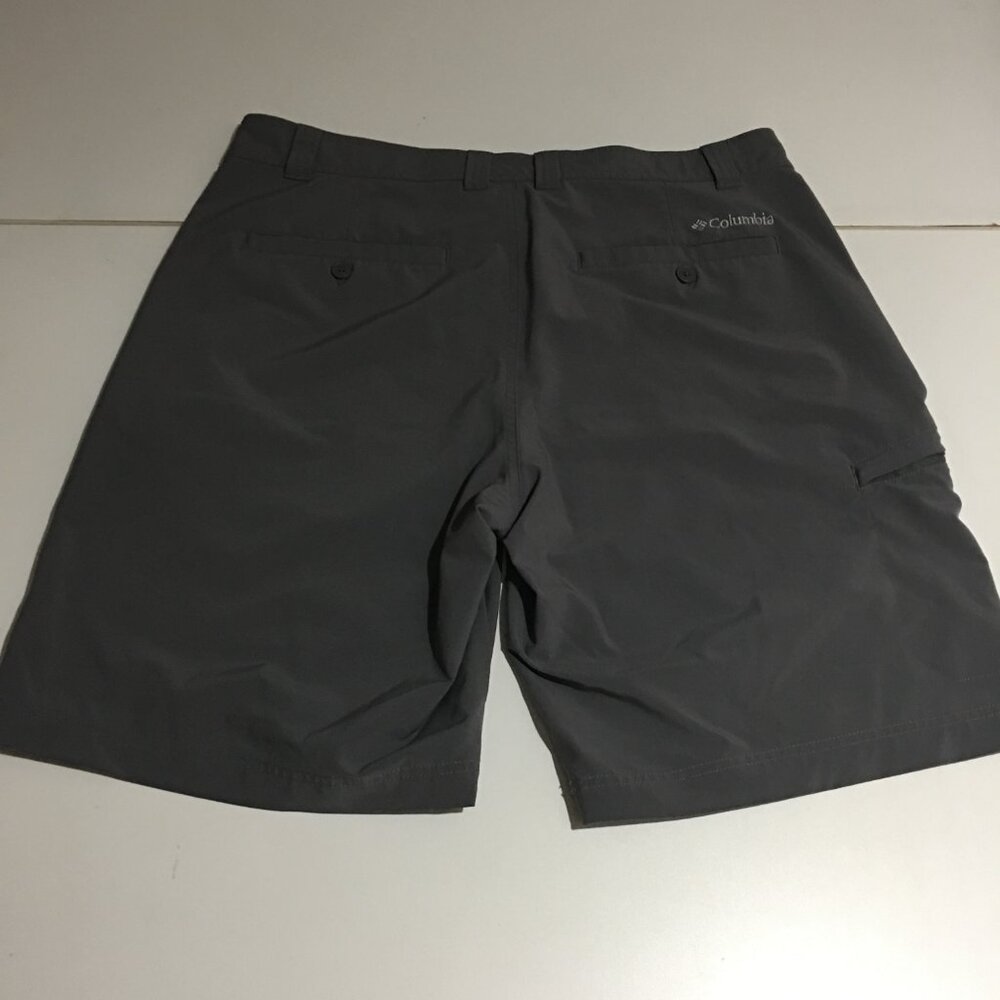 Columbia Shorts Mens 34 Gray Hiking Outdoors Performance
